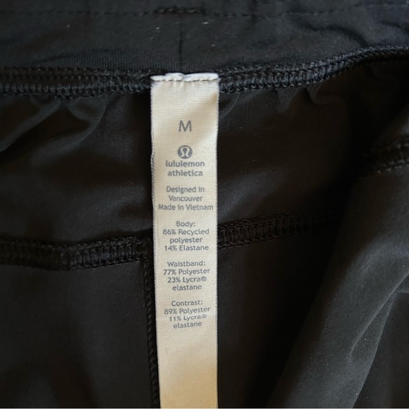 Men’s Lululemon T.H.E Short 11” liner-less Size Medium. - Picture 2 of 5